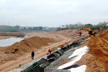 桐城：大沙河治理工程完成投资3.6亿元   占投资总额80%